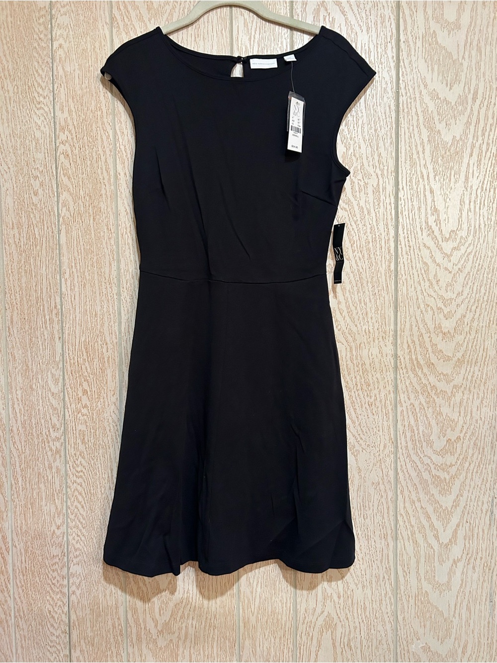 NWT New York & Company Black Cap-Sleeve A-Line Dress XS
